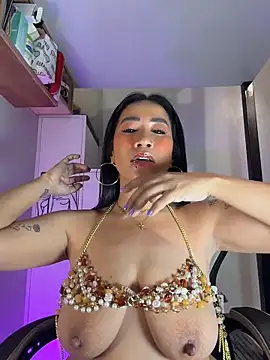 AsianMilfSheryl webcam