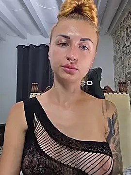 kylie_blck webcam