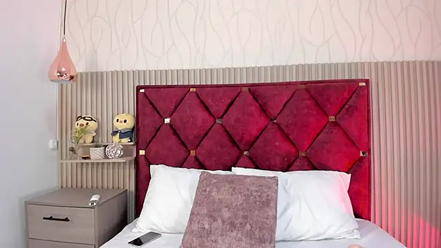 CelestePetite webcam