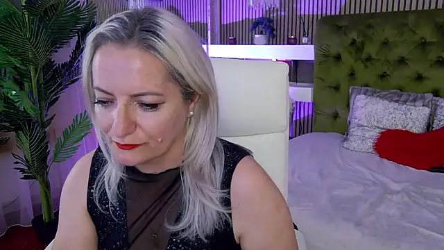 LadyTouch webcam