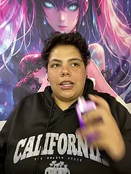 Hailey_Curvy webcam