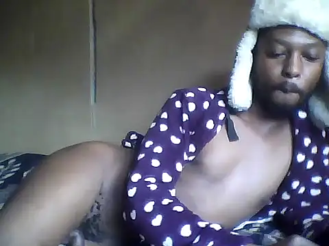 Blackhornybitc webcam