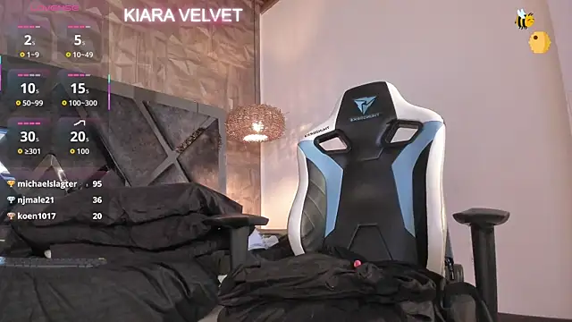Kiara_velvet__ webcam