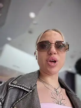 pinkstar_ webcam