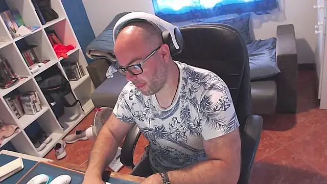 ravingr4d4