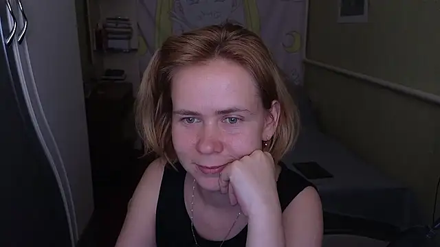 Riley_Roo webcam