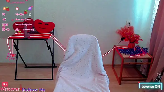 LizaSenri webcam