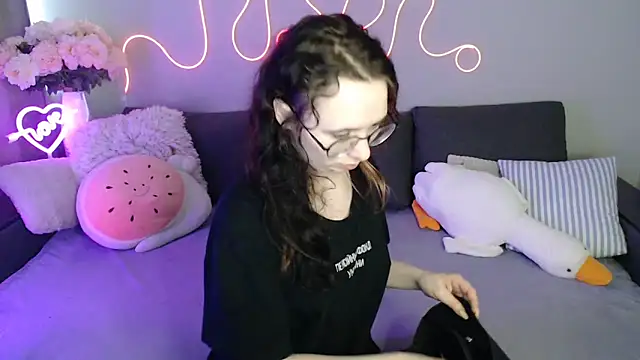 Mini_Diva webcam