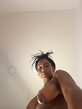 AlisonHoot69 webcam