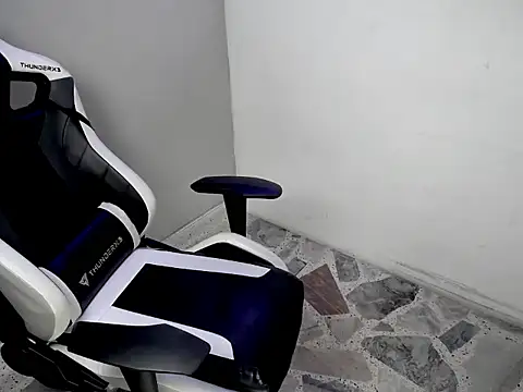 mathias_twinkk - Mathias_twinkk's free webcam - UK Sex Cams