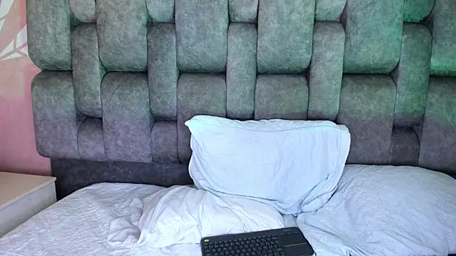 nahomyrusell webcam