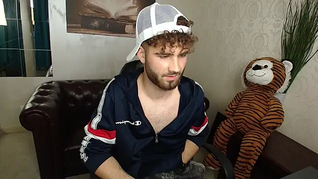 kyloeast (M young) - Cum Show