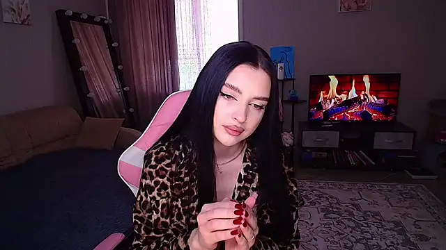 yoursLina webcam