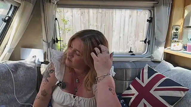 British__Rosie webcam