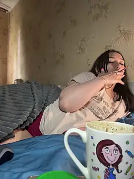 Naughtbaby_2025 webcam