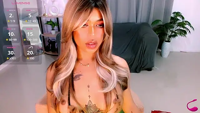 Andrea_Bryte webcam
