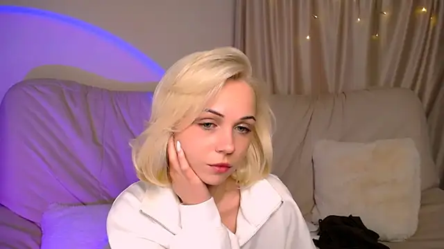 ElenaMonroe webcam