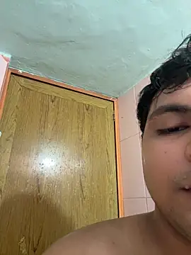 Kira_1413 webcam