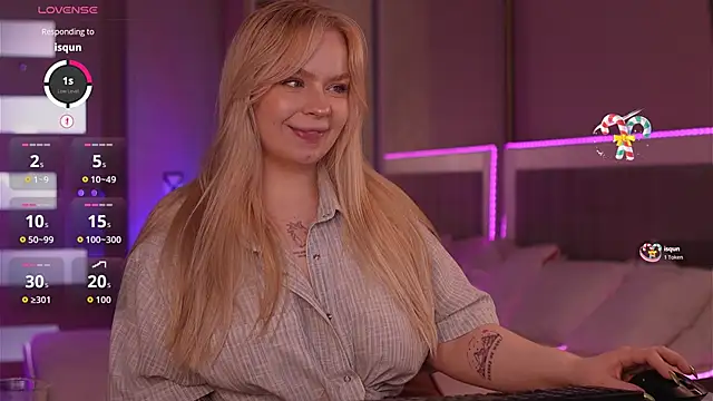LisaLove3 webcam
