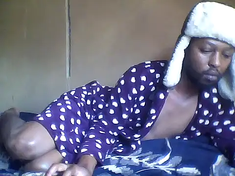 Blackhornybitc webcam