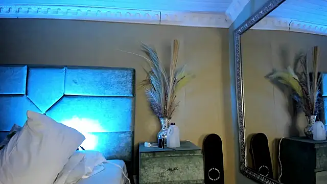 NoaahTylor webcam