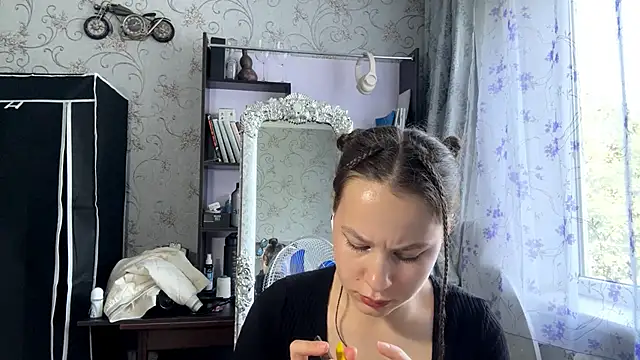 KathyrnEdmison webcam