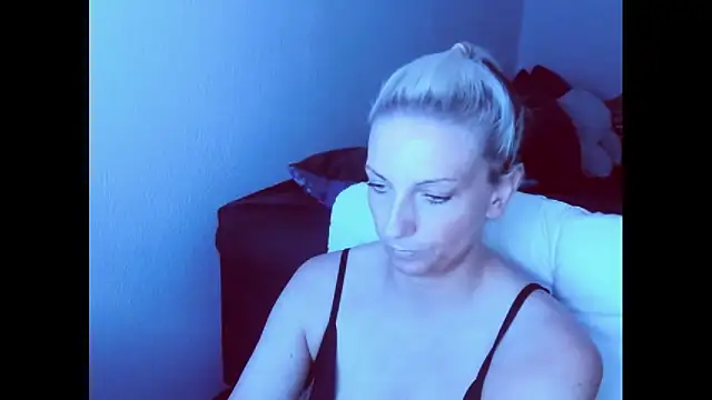 SexyJulia21 webcam