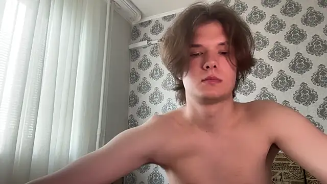 tomasdickpick (M twink) - do a striptease