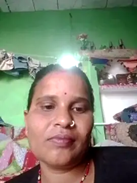 Shivani09900 webcam