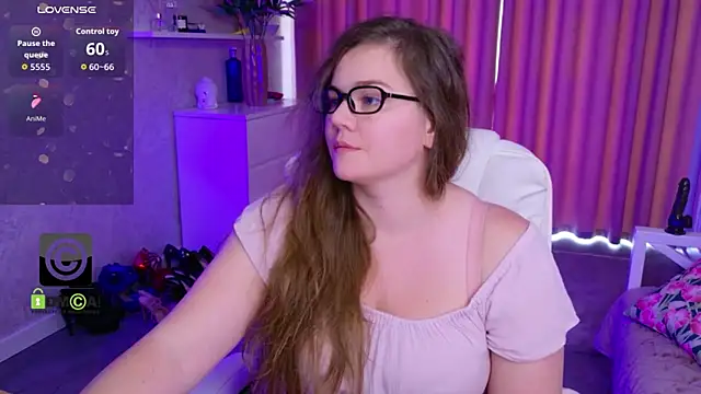 KellyKleine webcam