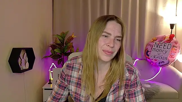 TessaDaybreak webcam