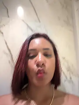 DollyBrowncc webcam