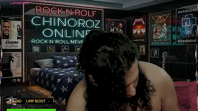 chino_roz webcam
