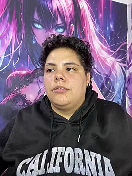 Hailey_Curvy live cam
