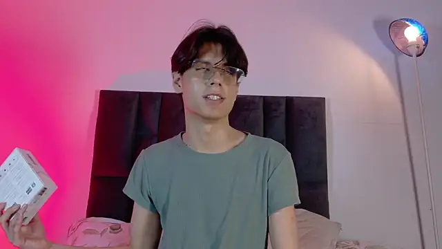 lui_x_dust live cam
