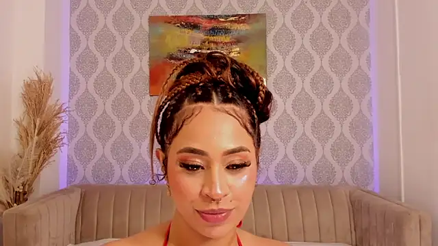 Nikki_Rousmel webcam