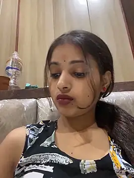 Sy_Shrishti webcam