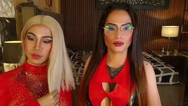 BeautifulMonsterTrans webcam