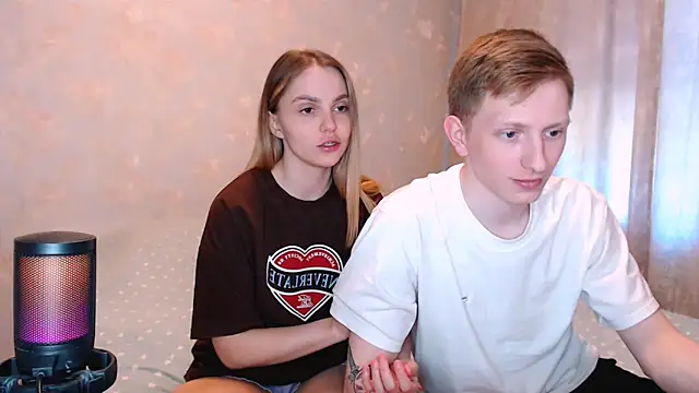 juliaanddima webcam
