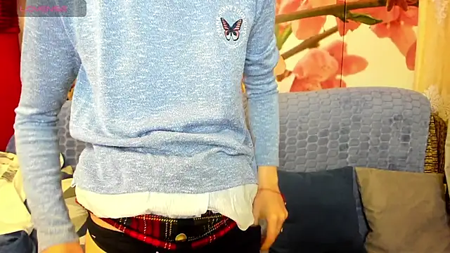 TayanaJons webcam