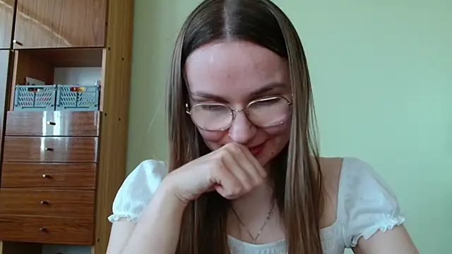 LooveELLYx webcam