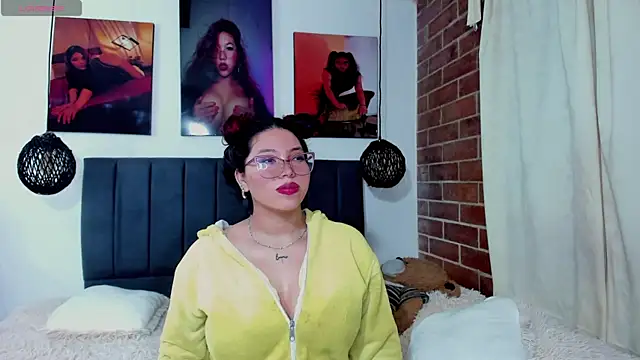 kyliejenner_hot webcam