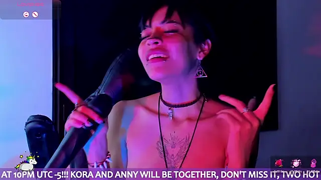 Anny_Kiitty webcam
