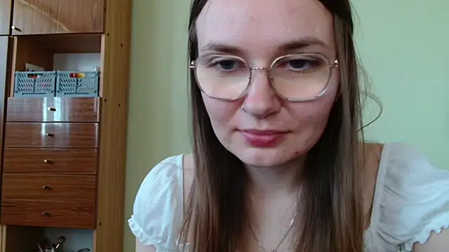 LooveELLYx webcam