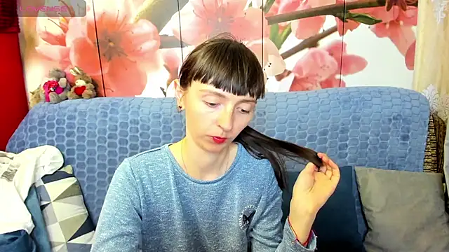 TayanaJons webcam