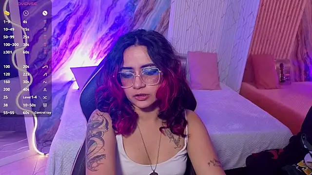 kristen_tay webcam