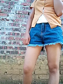 Elena_Mia webcam