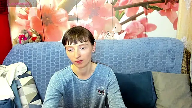 TayanaJons webcam