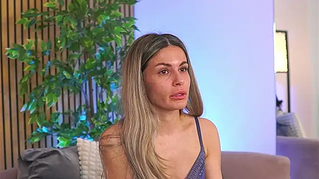 avril_cyrus - Avril_Cyrus's free webcam
