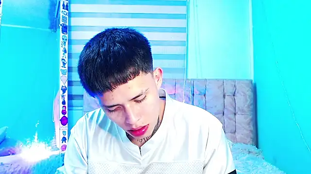 _justinmoon2 live cam